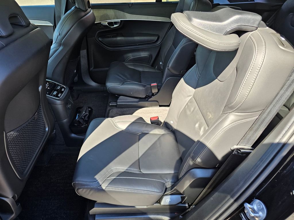 Used 2025 Volvo XC90 T8 Ultra w/ Protection Package image 10