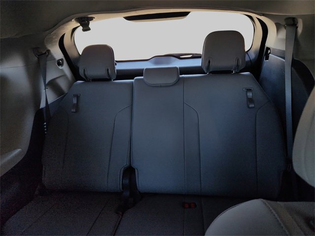 Used 2022 Toyota Sienna XLE image 30