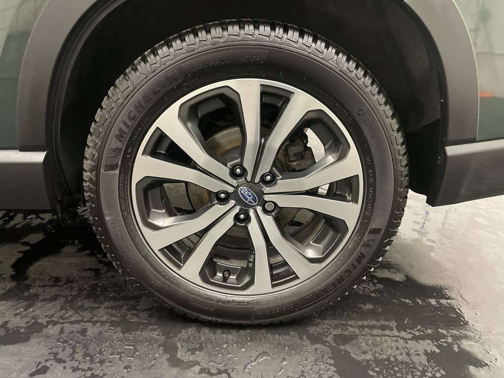 Used 2022 Subaru Forester Limited w/ Popular Package #2 image 25