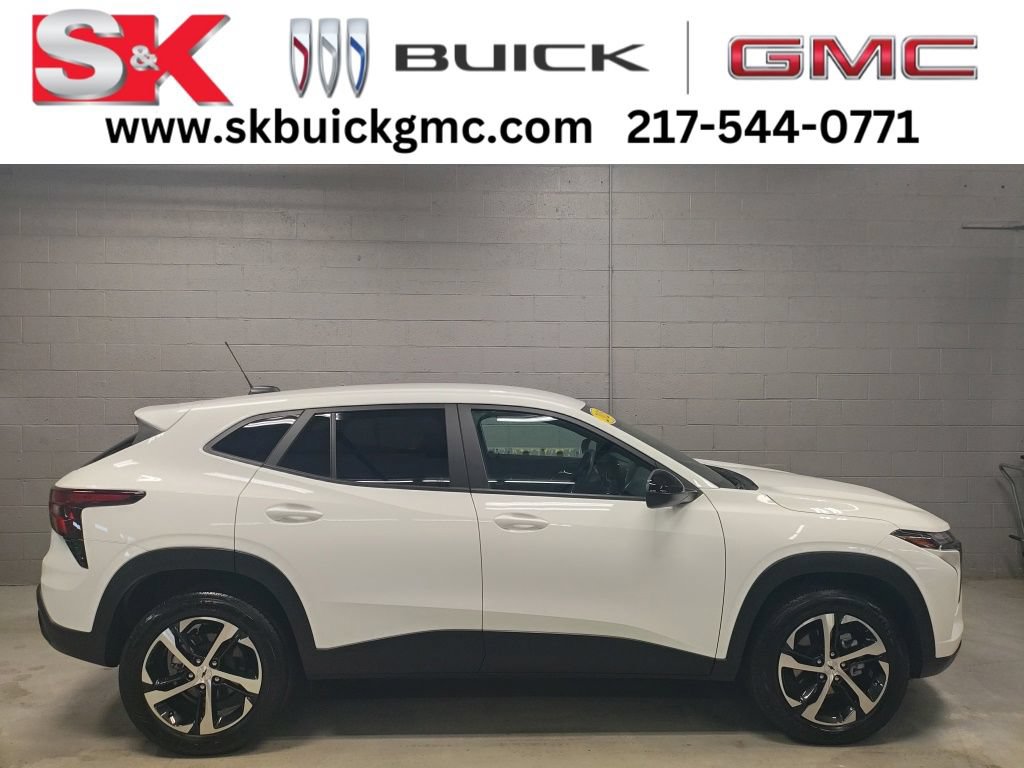 Used 2025 Chevrolet Trax RS w/ Driver Confidence Package