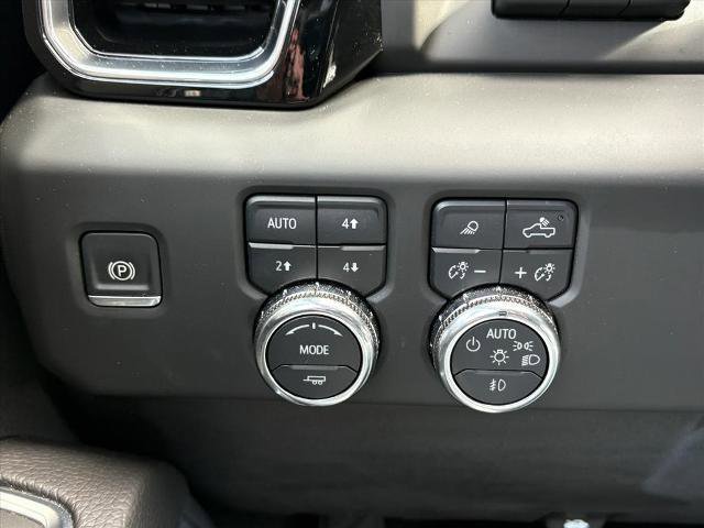 Certified 2025 GMC Sierra 2500 Denali w/ Max Trailering Package image 18