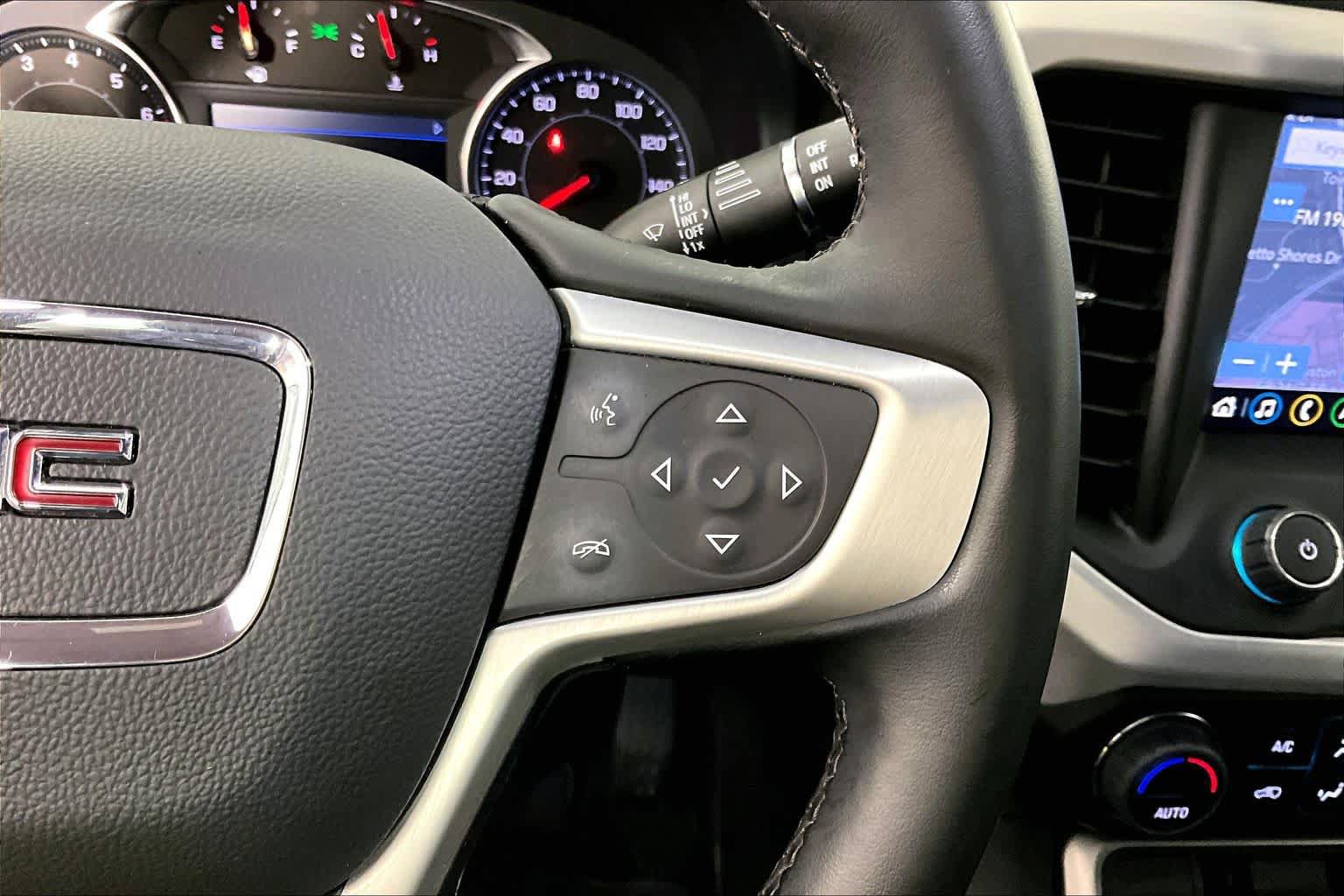 Certified 2023 GMC Acadia SLT w/ Elevation Edition FWD image 24