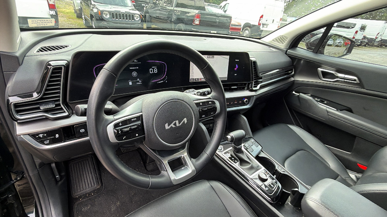 Used 2025 Kia Sportage EX w/ Premium Package FWD image 25