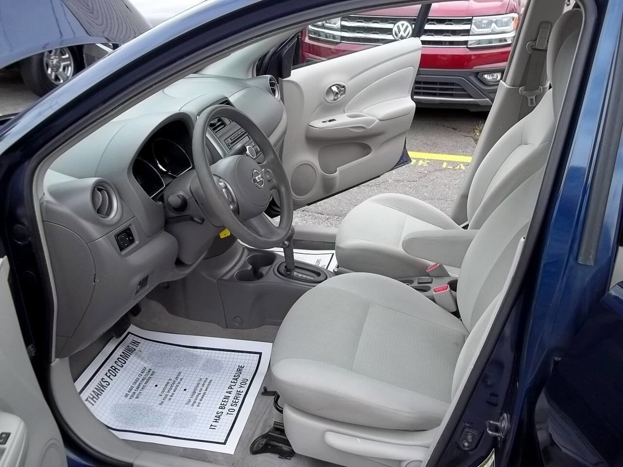 Used 2013 Nissan Versa SV w/ Convenience Pkg image 7