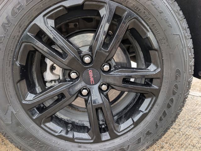 Certified 2024 GMC Terrain AT4 w/ Infotainment Package II image 7