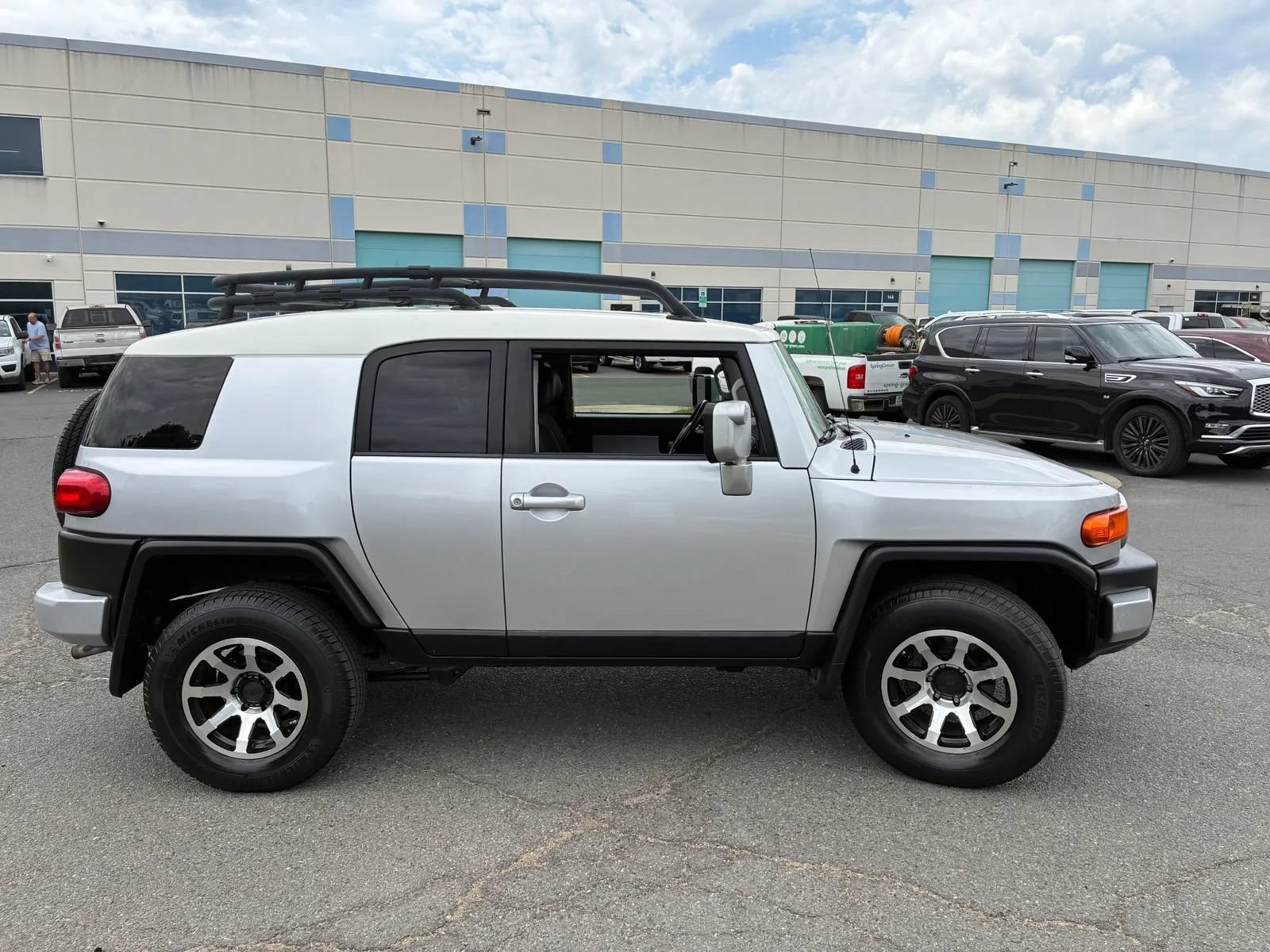 Used 2008 Toyota FJ Cruiser 4WD image 11