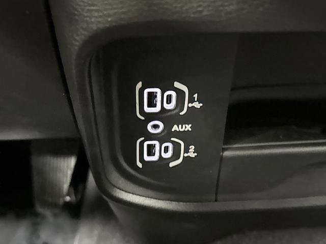 Used 2024 RAM 3500 Tradesman image 23