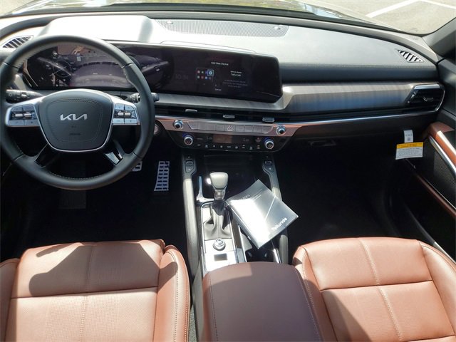New 2025 Kia Telluride SX w/ SX Captain's Chair Package image 13