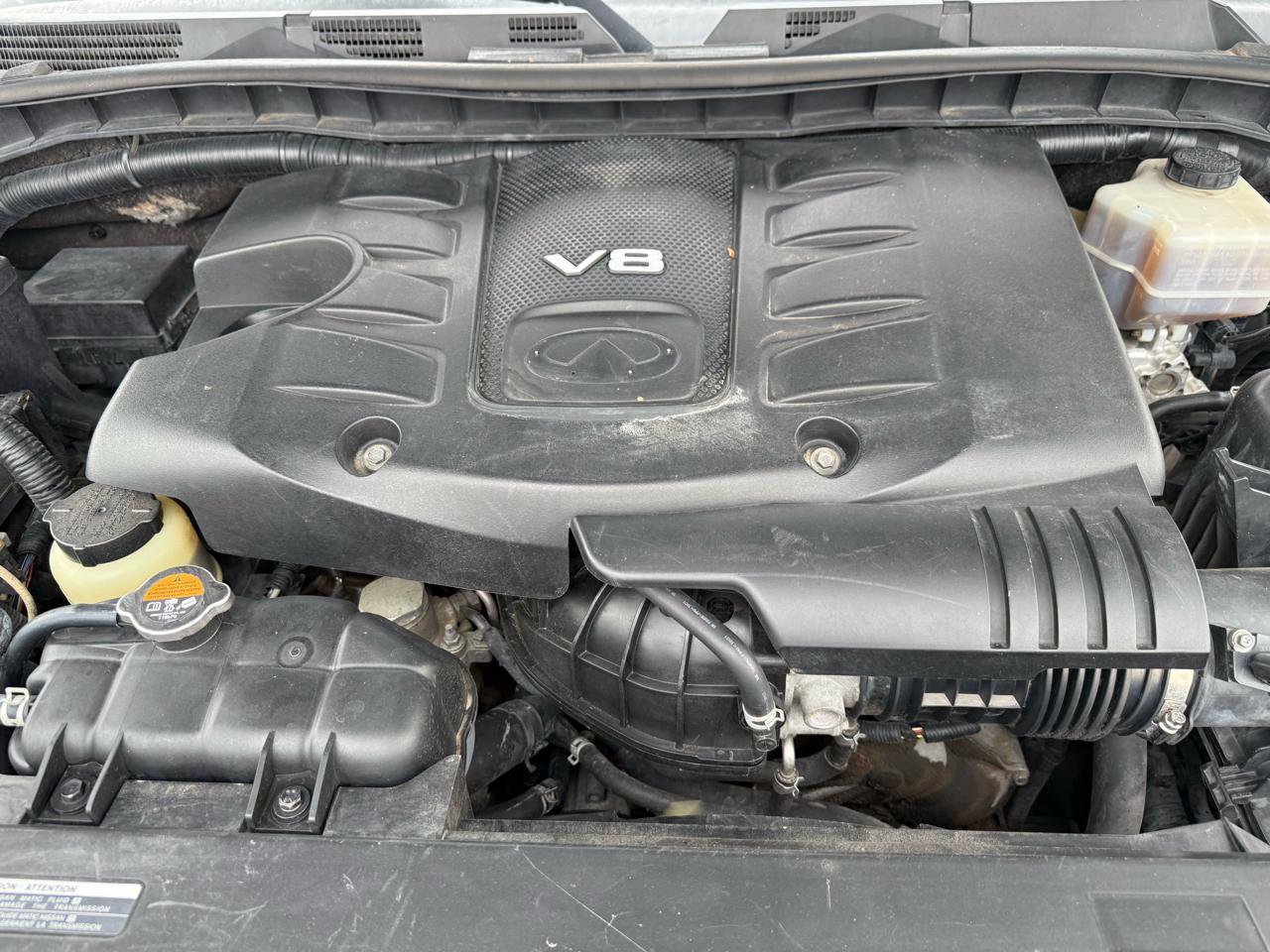 Used 2012 INFINITI QX56 4WD w/ Deluxe Touring Pkg image 32