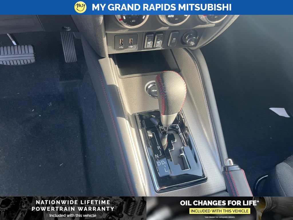 New 2026 Mitsubishi Outlander Sport LE AWD/4WD image 20