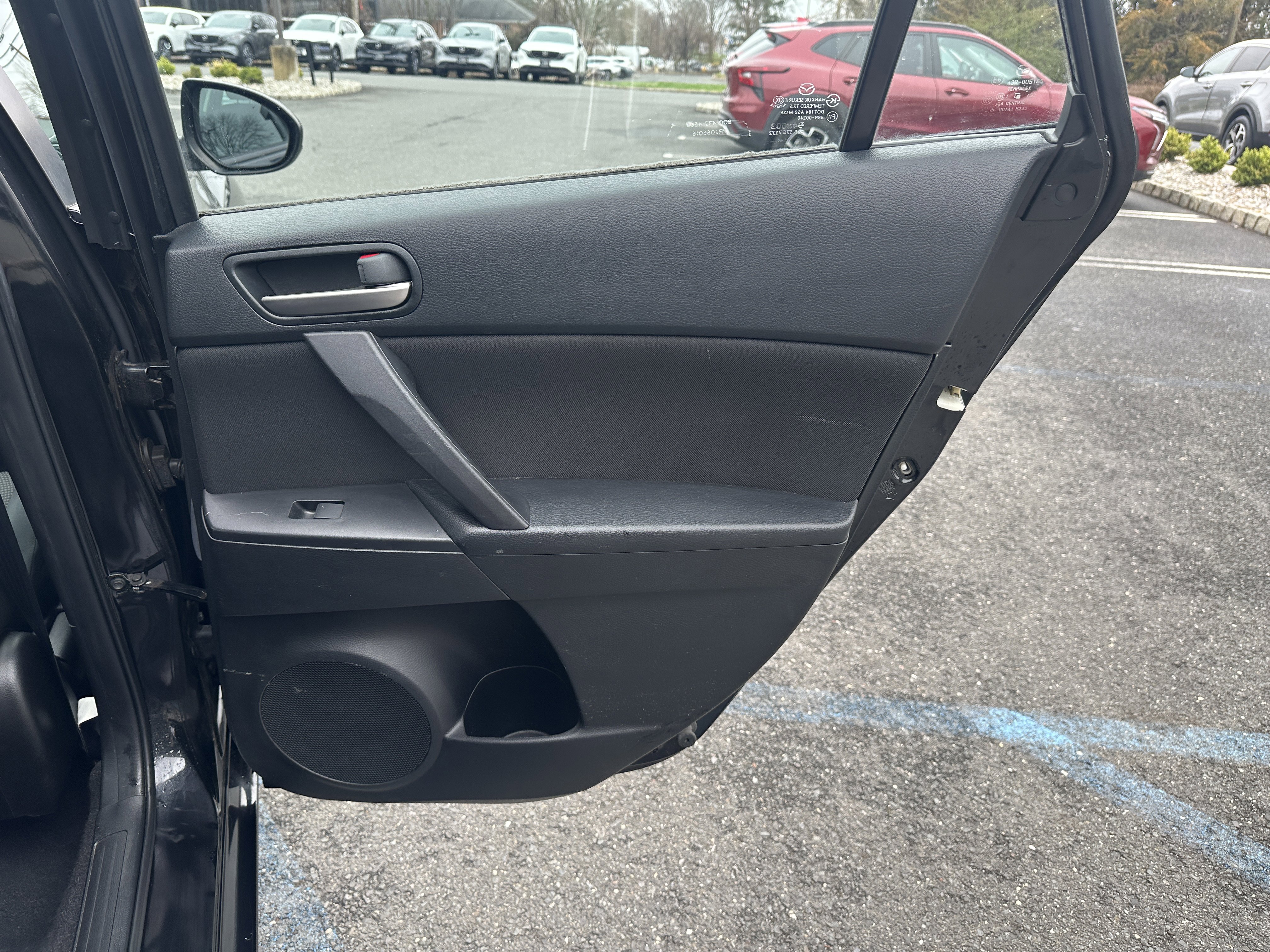 Used 2013 MAZDA MAZDA3 i Touring image 21