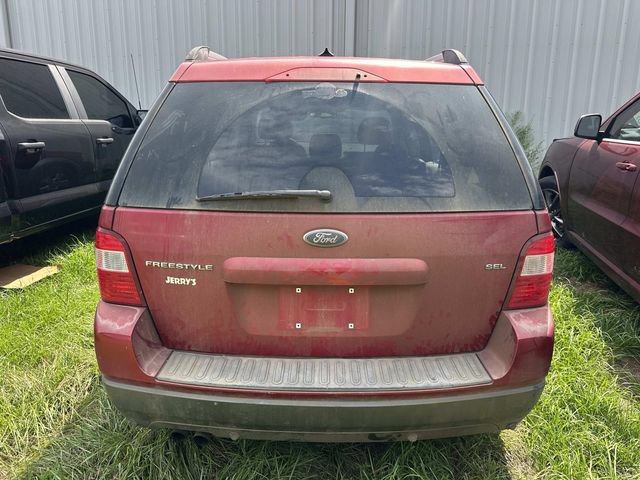 Used 2007 Ford Freestyle SEL FWD image 4