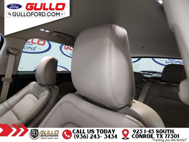 Used 2023 Lincoln Corsair Reserve image 17