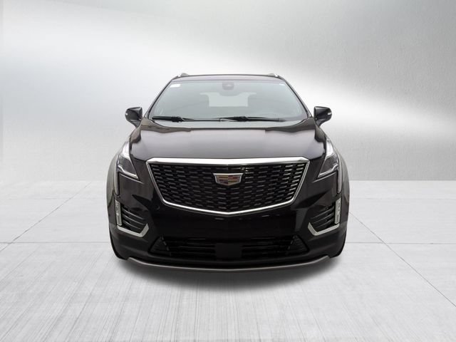 Used 2026 Cadillac XT5 Premium Luxury w/ Driver Assist Package AWD/4WD image 2