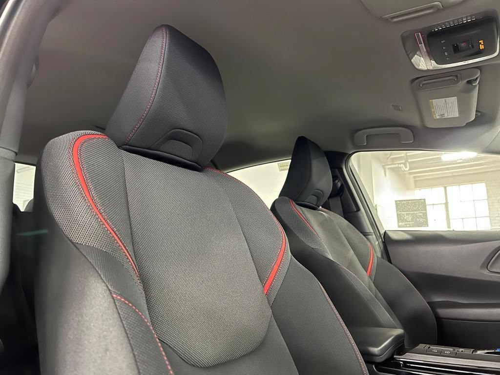 New 2026 Toyota Prius Plug-In Hybrid FWD image 19