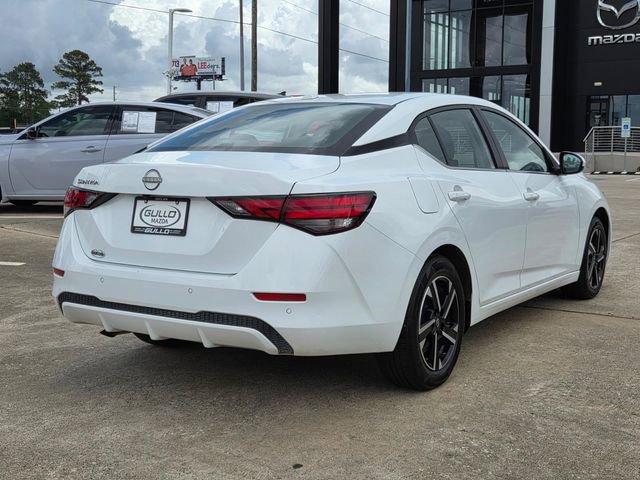 Used 2025 Nissan Sentra SV image 2
