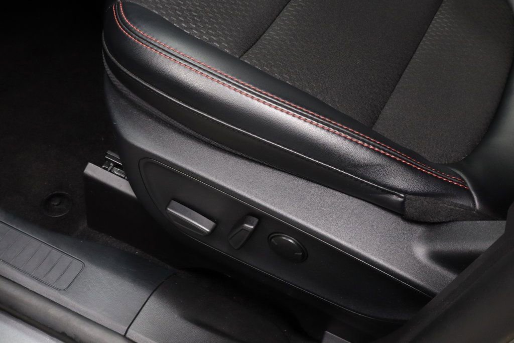 Certified 2025 Ford Escape ST-Line image 23