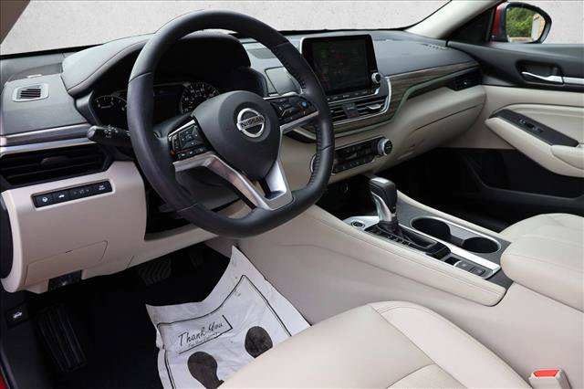 Used 2019 Nissan Altima 2.5 SL FWD image 10