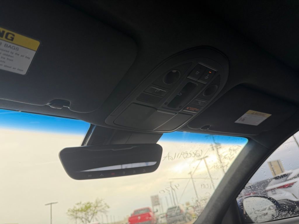 Used 2019 Genesis G70 3.3T Advanced w/ Sport Package image 22