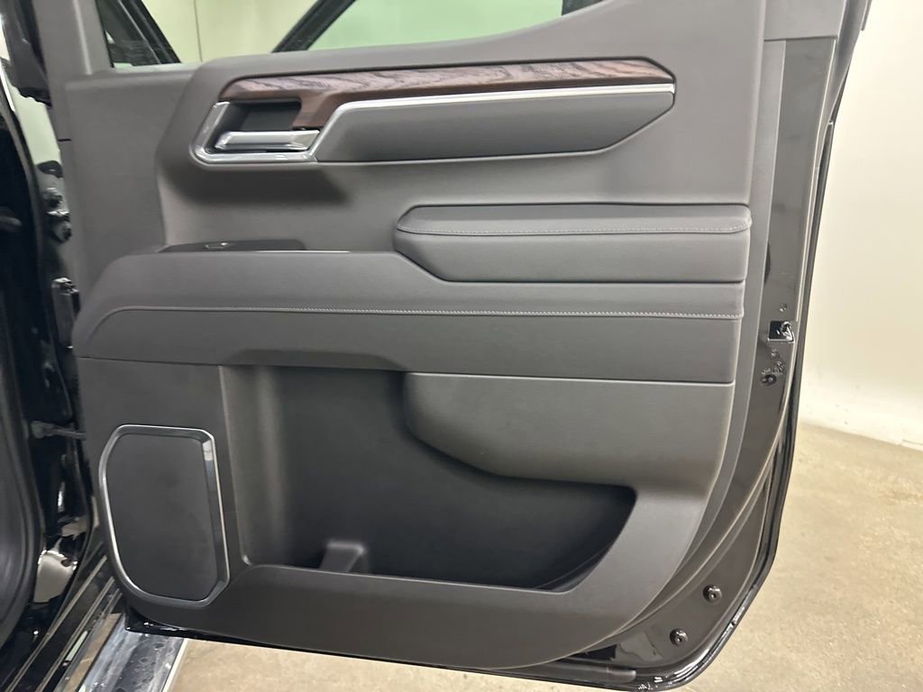 New 2026 GMC Sierra 1500 SLT w/ SLT Premium Plus Package image 21