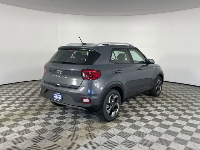 New 2025 Hyundai Venue SEL image 6