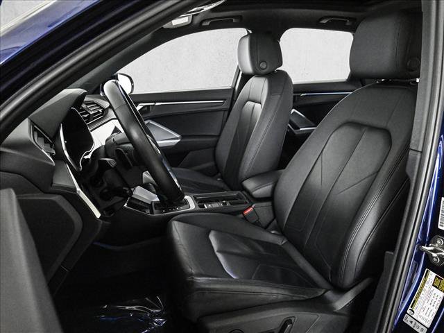 Used 2023 Audi Q3 2.0T Premium Plus w/ Premium Plus Package image 17