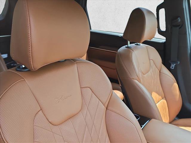 Used 2025 Kia Telluride EX X-Line AWD/4WD image 19