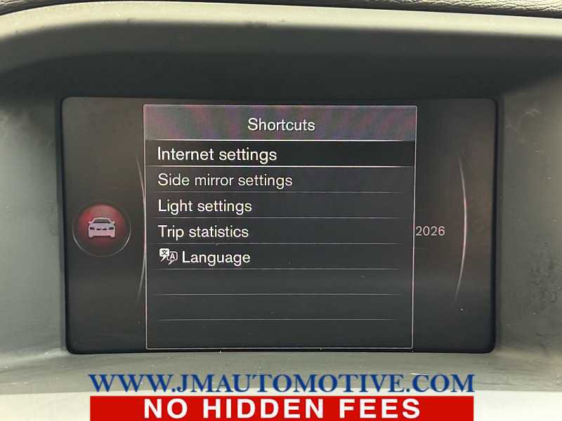 Used 2018 Volvo S60 T5 Dynamic w/ Vision Package image 29