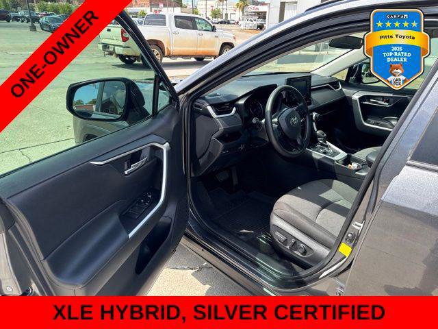 Certified 2021 Toyota RAV4 XLE w/ Convenience Package AWD/4WD image 9
