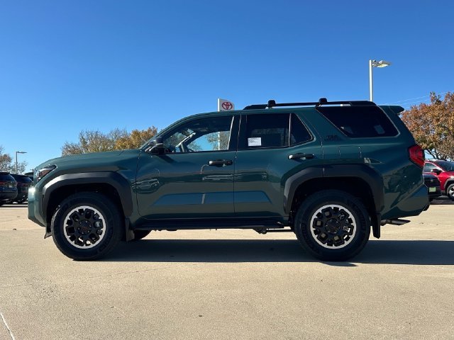 New 2026 Toyota 4Runner TRD Off-Road Premium AWD/4WD image 2