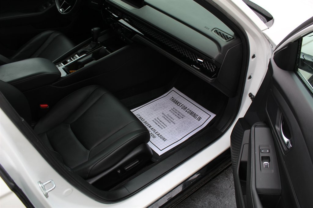 Used 2023 Honda Accord Sport image 15