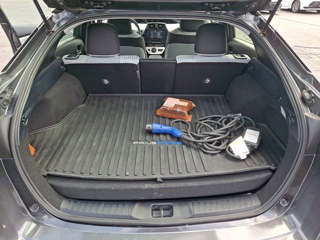 Used 2017 Toyota Prius Prime Plus w/ Protection Package FWD image 28