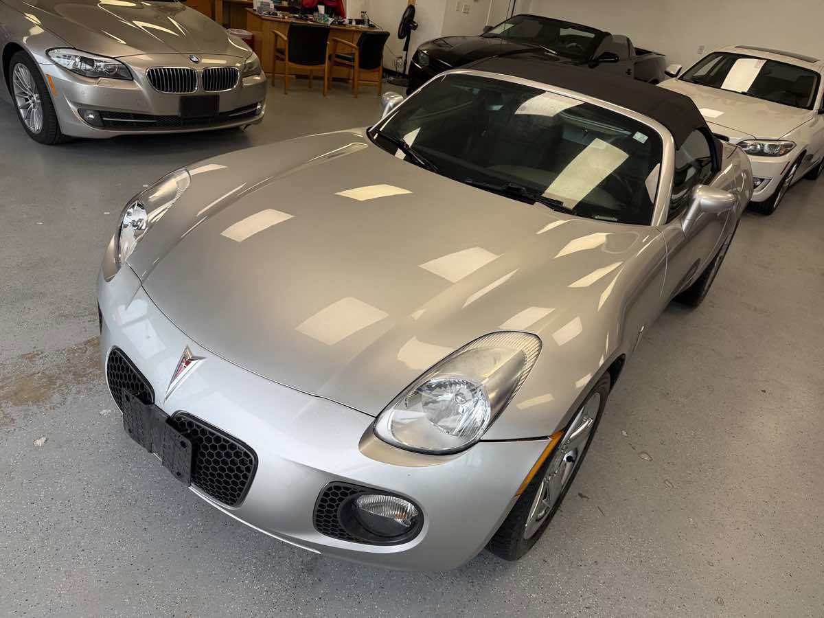 Used 2007 Pontiac Solstice GXP w/ Premium Package RWD image 7