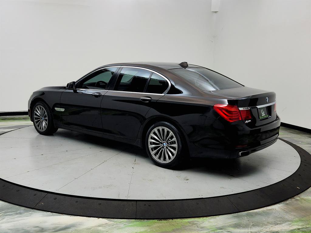 Used 2012 BMW 740i RWD image 6