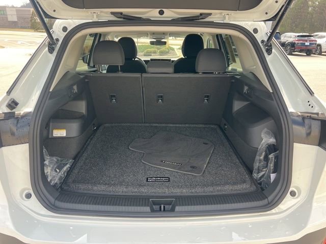 Certified 2025 Volkswagen Tiguan S image 31