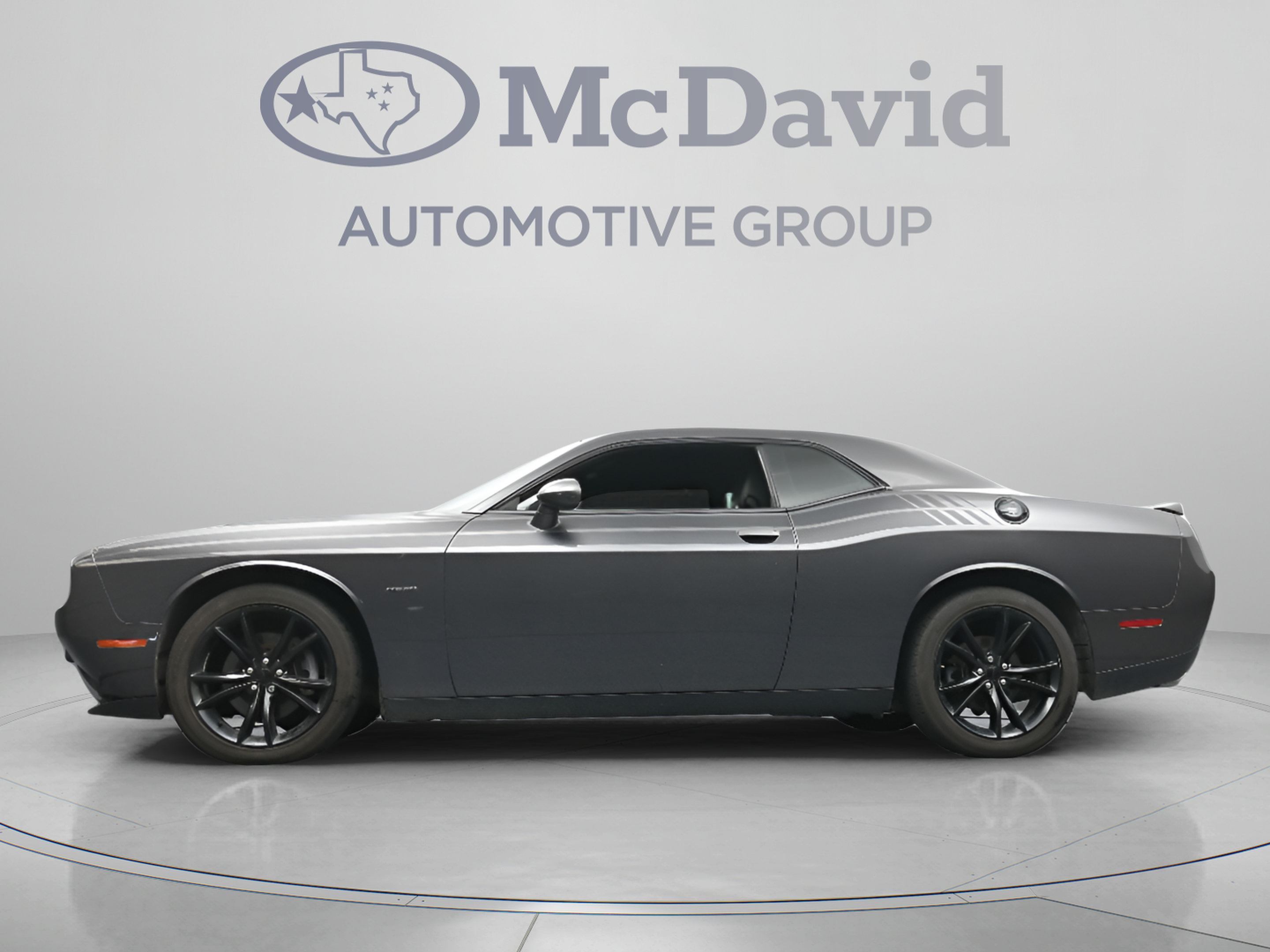 Used 2016 Dodge Challenger R/T Plus RWD image 27