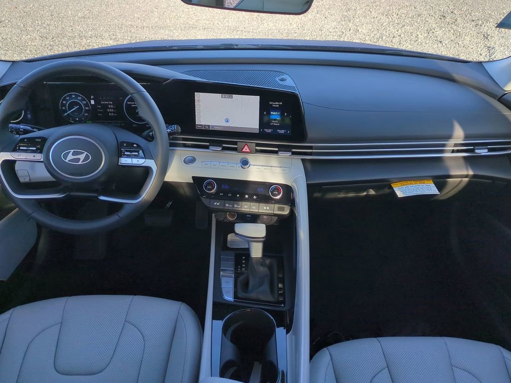 New 2026 Hyundai Elantra Limited image 16
