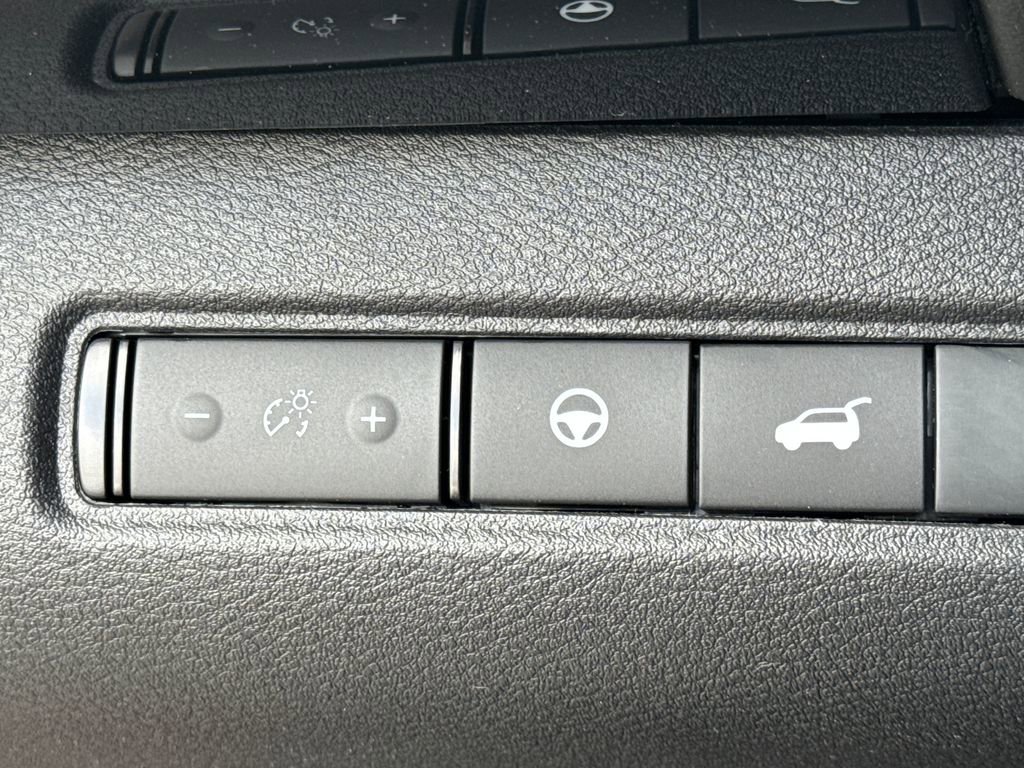 New 2026 Nissan Pathfinder SV w/ SV Premium Package image 33