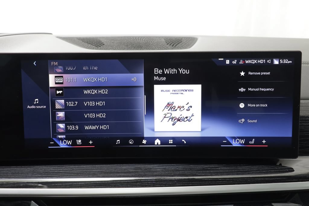 Used 2024 BMW X5 xDrive40i w/ M Sport Package AWD/4WD image 10