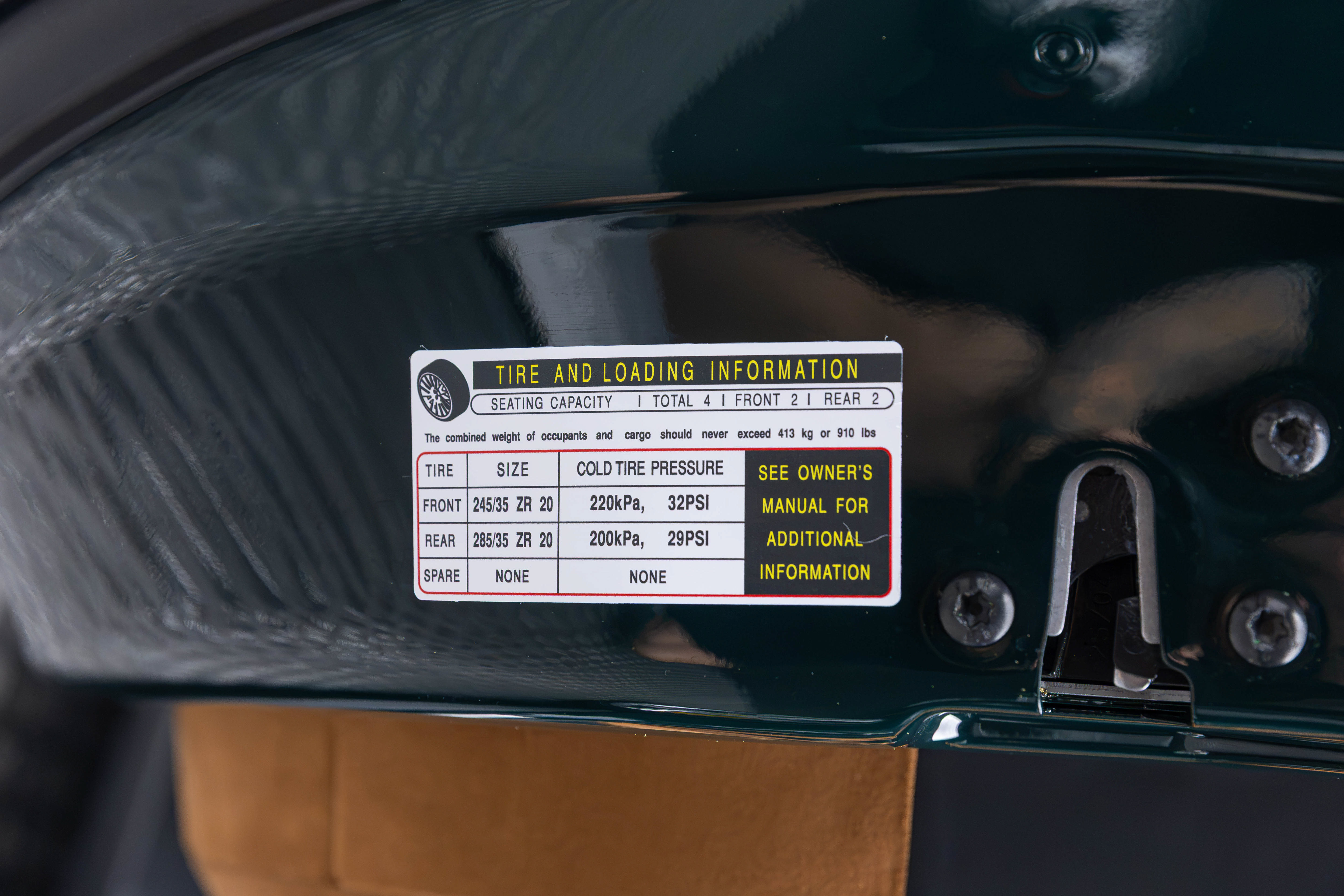 Certified 2025 Ferrari Roma Spider RWD image 44