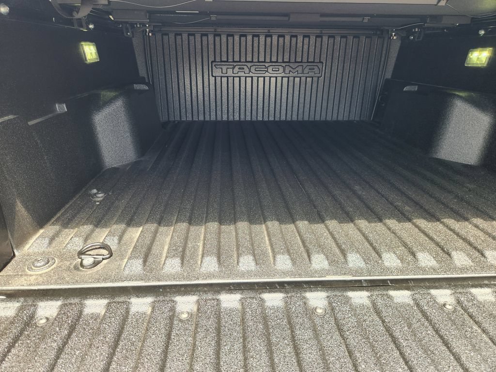 Used 2025 Toyota Tacoma SR5 RWD image 30
