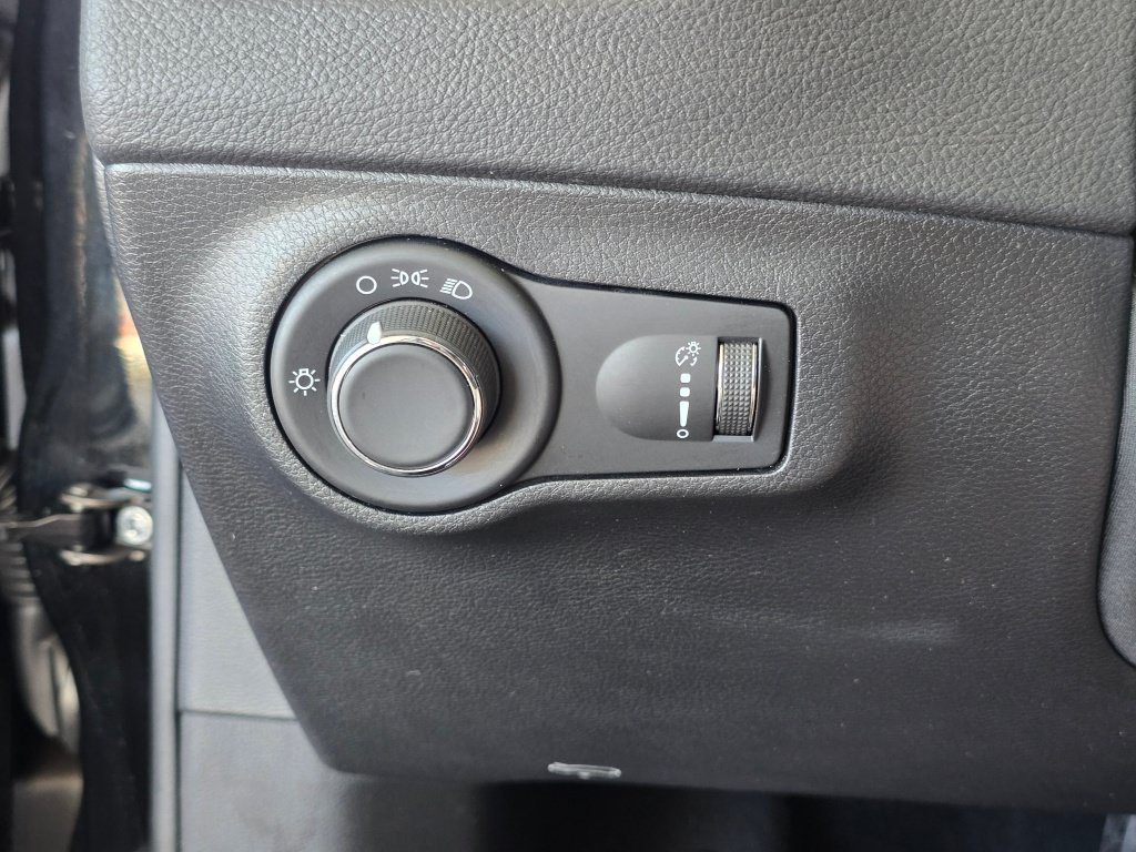 Used 2020 Jeep Compass Sport FWD image 79