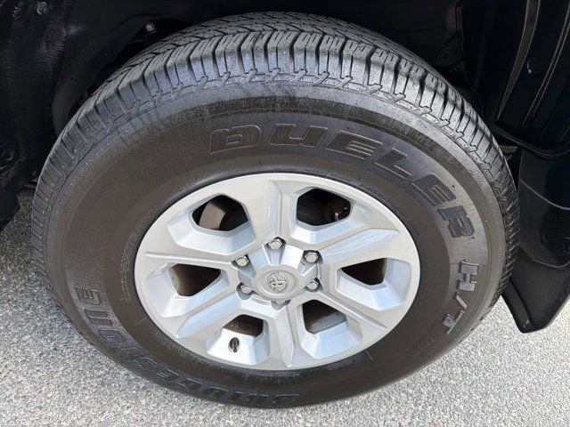 Certified 2024 Toyota 4Runner SR5 Premium w/ Moonroof Package AWD/4WD image 33