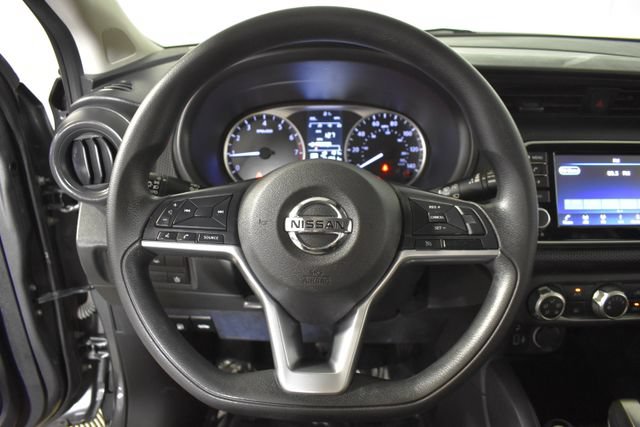 Used 2021 Nissan Kicks S FWD image 14