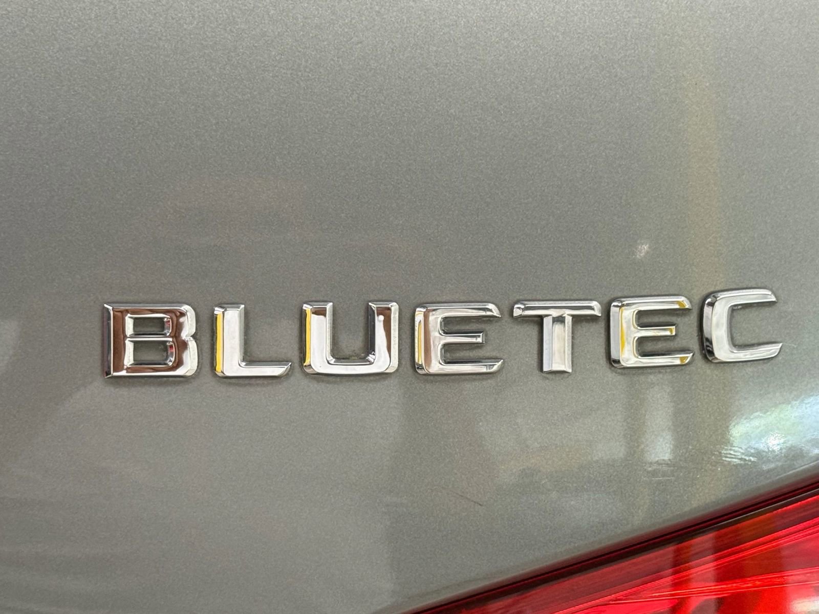 Used 2016 Mercedes-Benz GL 320 BlueTEC 4MATIC w/ Premium I Package image 15