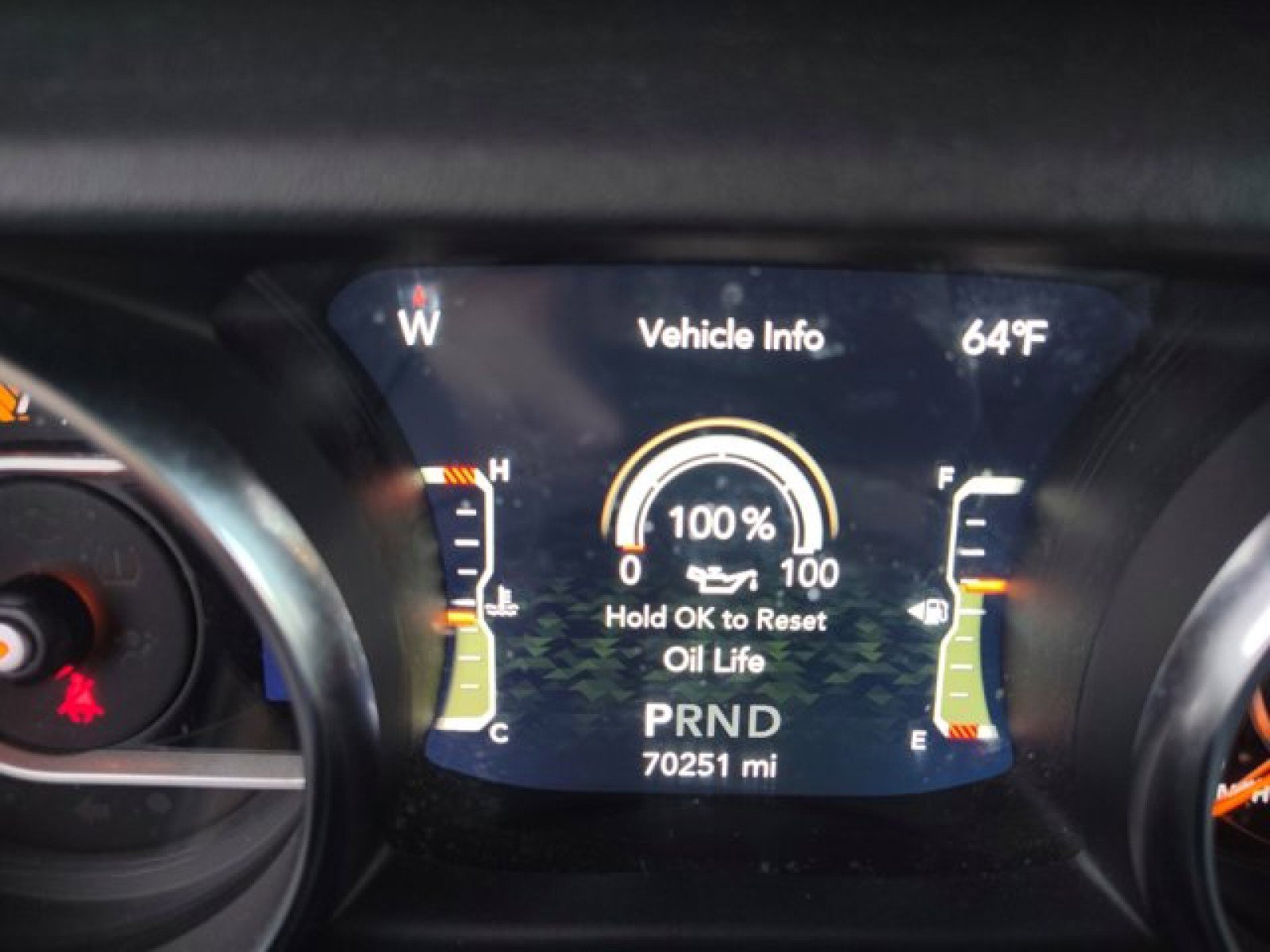 Used 2020 Jeep Gladiator Overland image 22