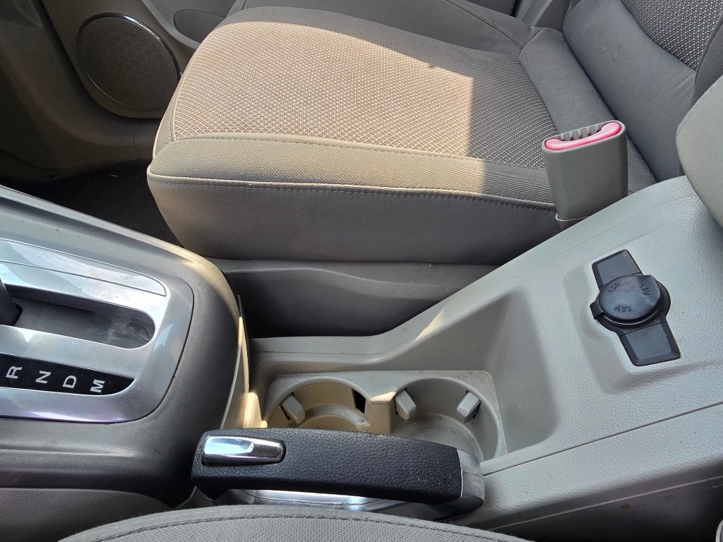 Used 2008 Saturn Vue XR FWD image 26