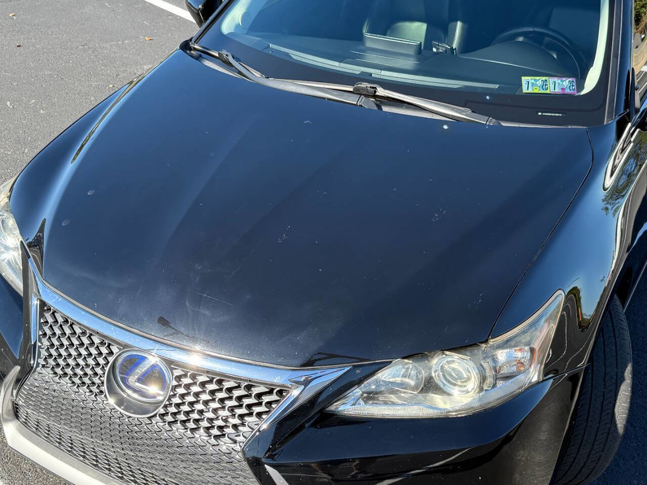 Used 2014 Lexus CT 200h image 9