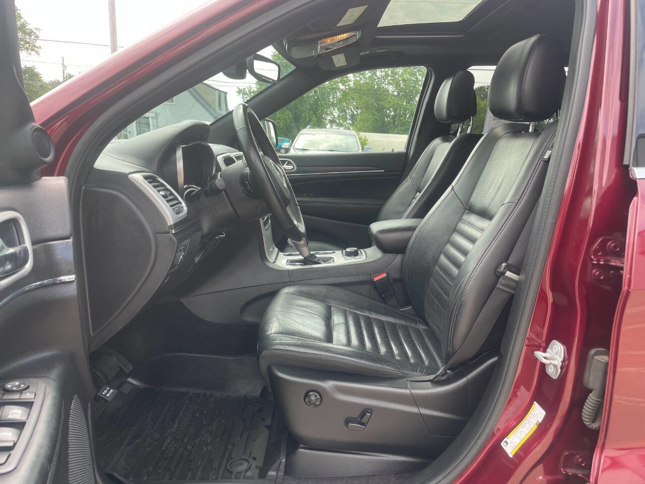 Used 2018 Jeep Grand Cherokee Limited image 33