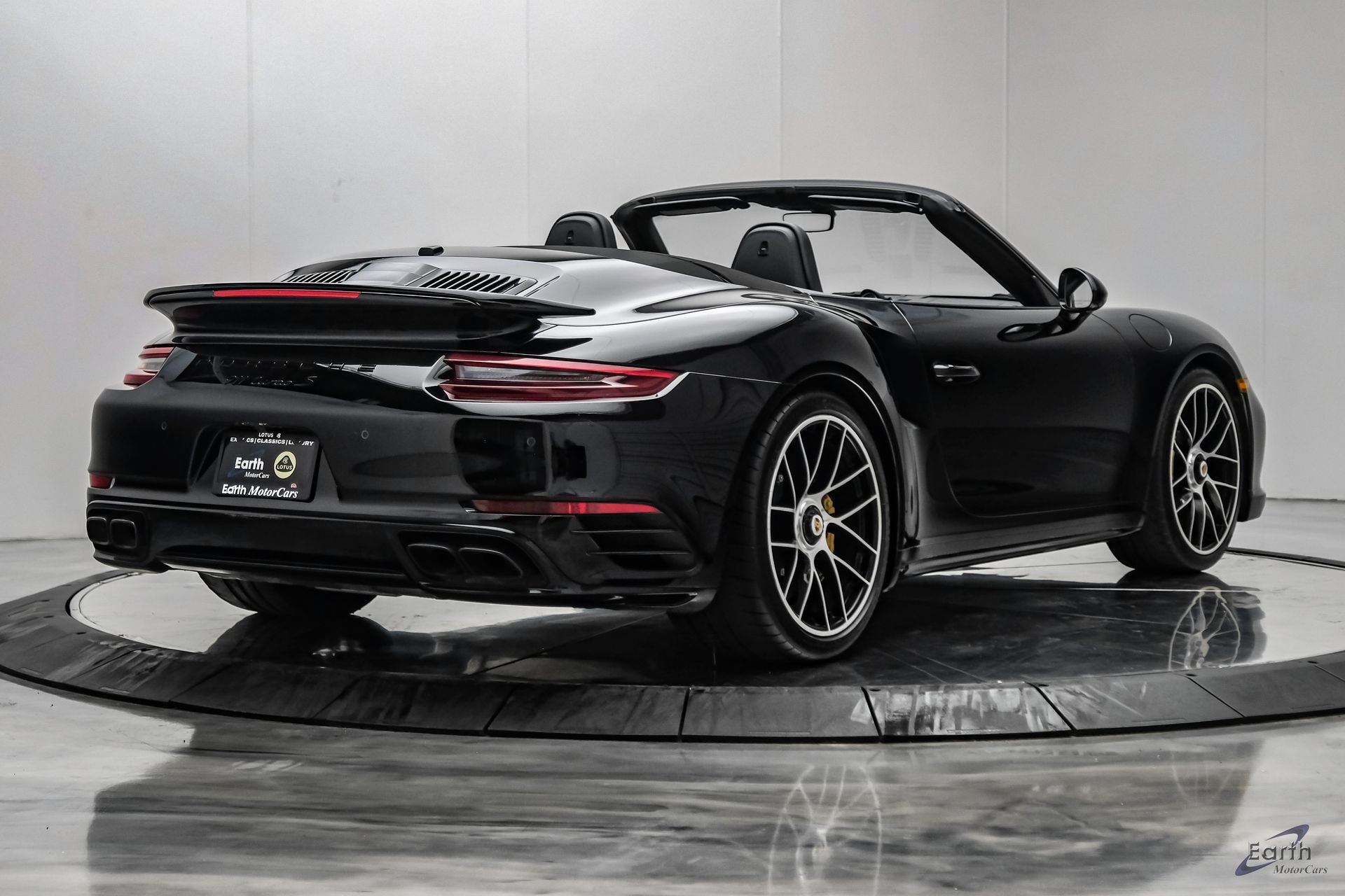 Used 2019 Porsche 911 Turbo S AWD/4WD image 20